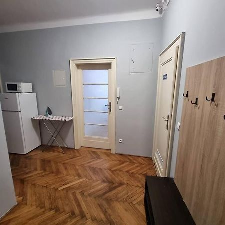 Fantastic Krk - Kr6 Room D Краков Экстерьер фото